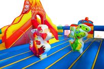 Dmuchany plac zabaw Dinozaury