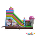 Plac zabaw Słodkie potworki z zjeżdżalnią i górą wspinaczkową