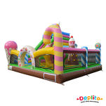 Plac zabaw Słodkie potworki z zjeżdżalnią i górą wspinaczkową