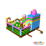 Plac zabaw Słodkie potworki z zjeżdżalnią i górą wspinaczkową