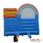 Dmuchaniec ze zjeżdżalnią  z motywem wakacyjnym