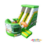 Dmuchany statek z motywem dżungli