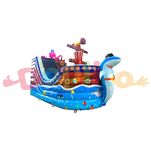 Dmuchany statek z motywem morskim
